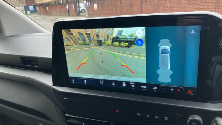 Ford Transit Custom E-320 L1 Rwd 100kW 65kWh H1 Van Limited Auto